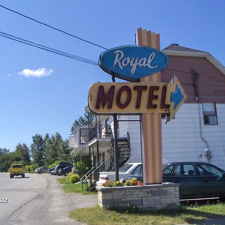 Motel Royal Cabano Kültér fotó